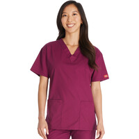 Γυναικεία Μπλούζα Dickies Signature | V-Neck | 3 Τσέπες | Wine